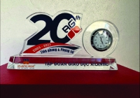 Kỷ Niệm Chương Theo Yêu Cầu: Quà Tặng Doanh Nghiệp Đẳng Cấp