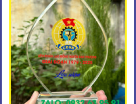 Mua Cúp Thủy Tinh Ở Đâu Uy Tín – Giá Tốt & Giao Hàng Nhanh