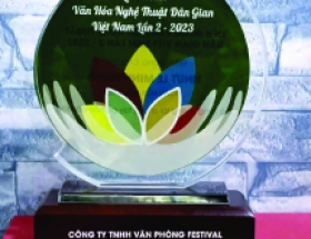 Mua Kỷ Niệm Chương Pha Lê Ở Đâu Uy Tín – Giá Tốt & Giao Hàng Nhanh”