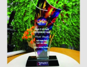 Mua Kỷ Niệm Chương Thủy Tinh Ở Đâu Uy Tín – Giá Tốt & Giao Hàng Nhanh