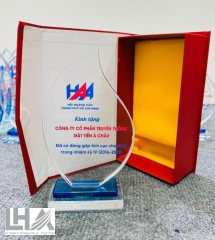 KỶ NIỆM CHƯƠNG - CÚP  K057