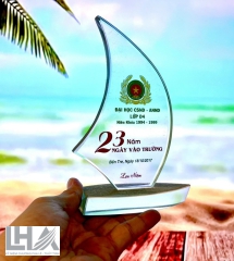 KỶ NIỆM CHƯƠNG - CÚP  K070