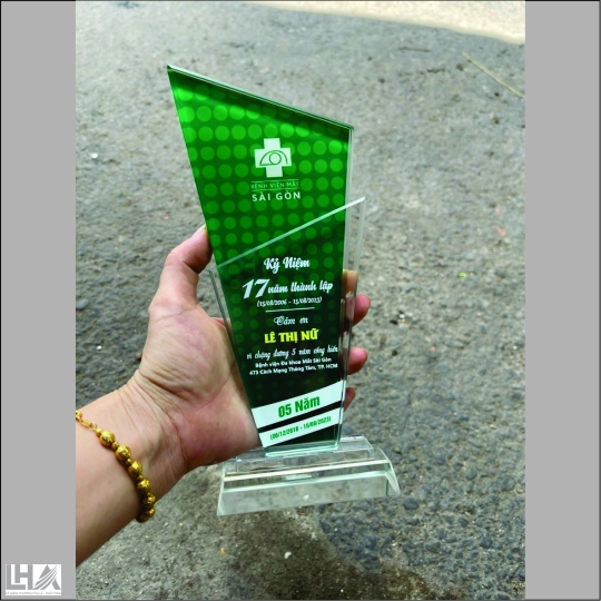 KỶ NIỆM CHƯƠNG - CÚP  K039