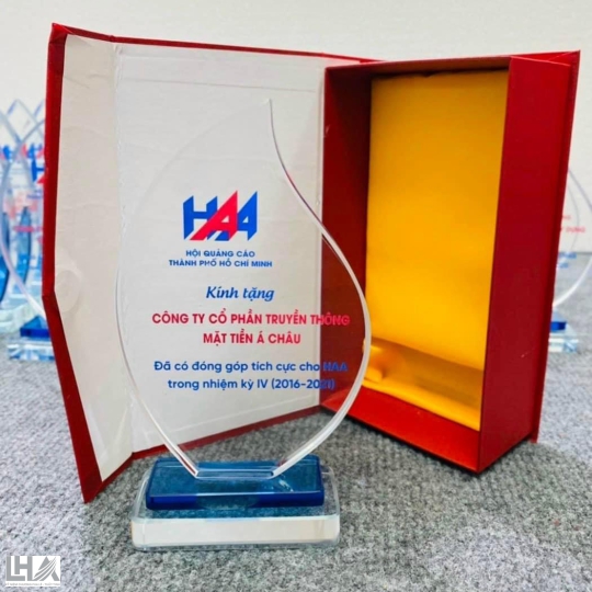 KỶ NIỆM CHƯƠNG - CÚP  K057