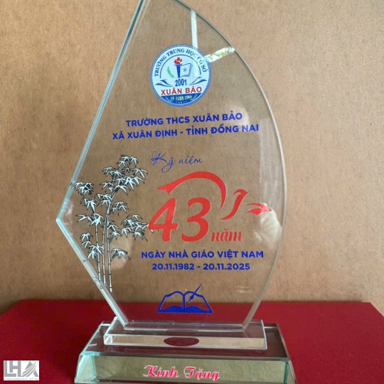 KỶ NIỆM CHƯƠNG - CÚP A005